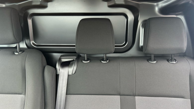 Peugeot Expert E-L1 100kW 75kWh Professional Van Auto